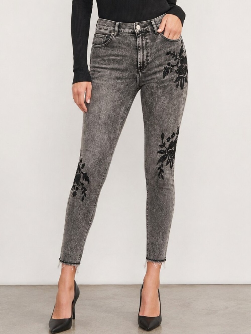 ❤️ EXPRESS EMBROIDERED HIGH RISE ANKLE SKINNY LEGGING JEANS, 4L (27 LONG / TALL)